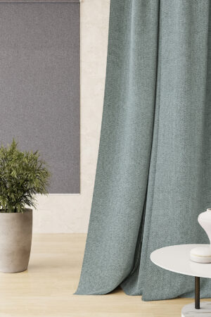 CAMILA 100% BLACKOUT